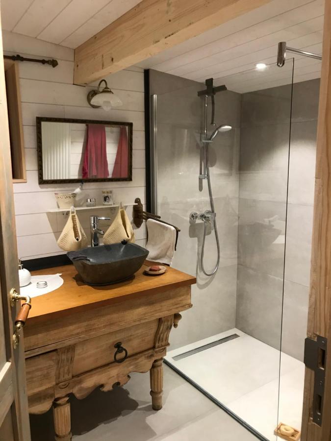 Chalet Du Praillage Спа Экстерьер фото